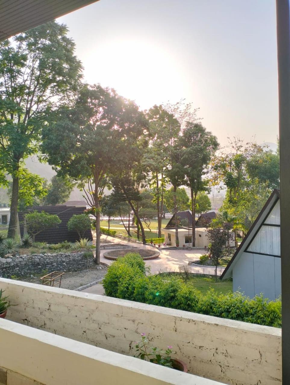 Welcomheritage Tarangi Ramganga Resort Marchula Exterior photo