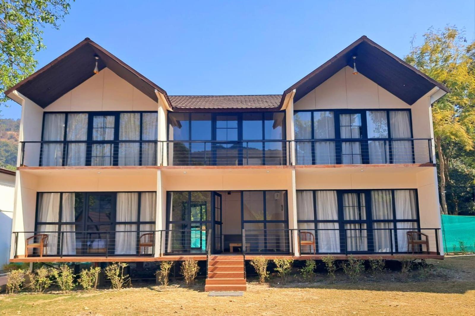 Welcomheritage Tarangi Ramganga Resort Marchula Exterior photo
