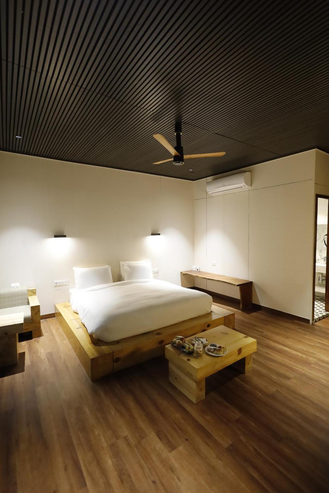 Welcomheritage Tarangi Ramganga Resort Marchula Exterior photo